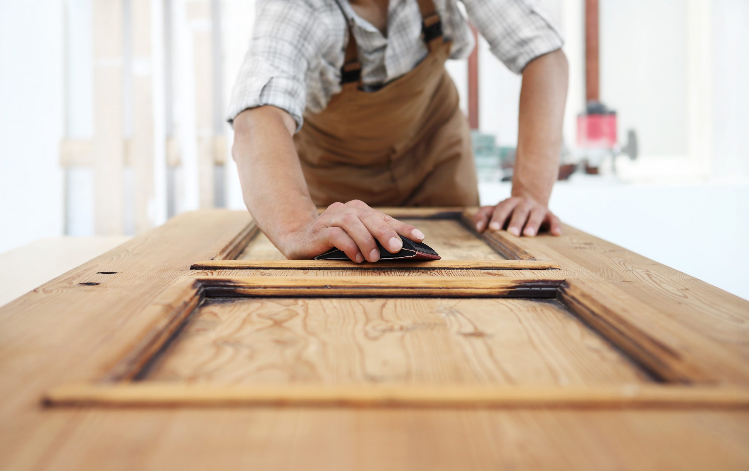 How to Paint Wooden Windows and Doors